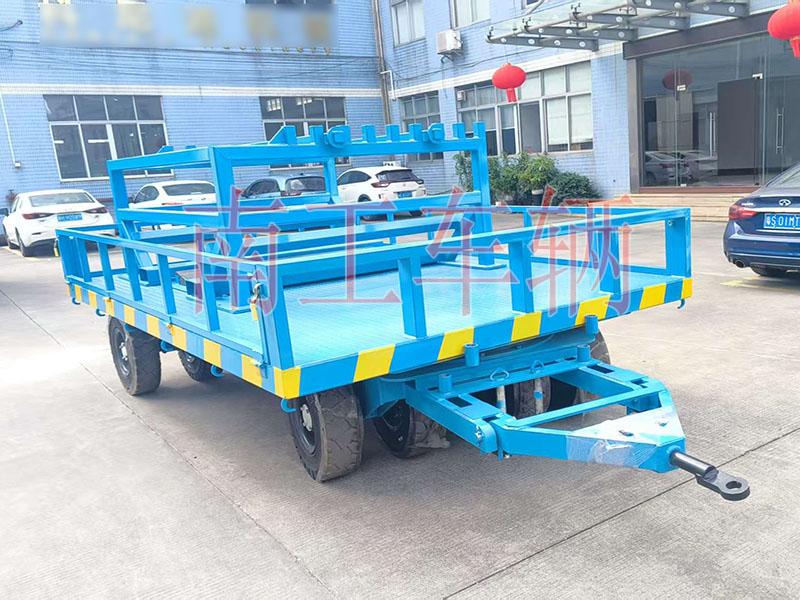 15吨护栏型乐鱼（中国）官方带卷料夹工具拖车
