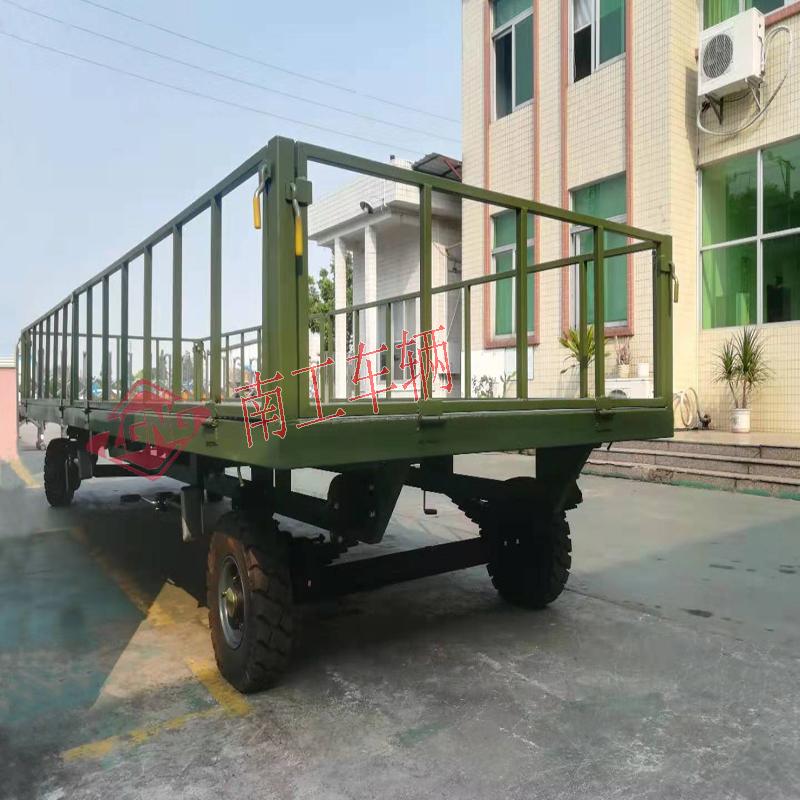 5吨护栏乐鱼（中国）官方 全挂底盘拖车 军绿色