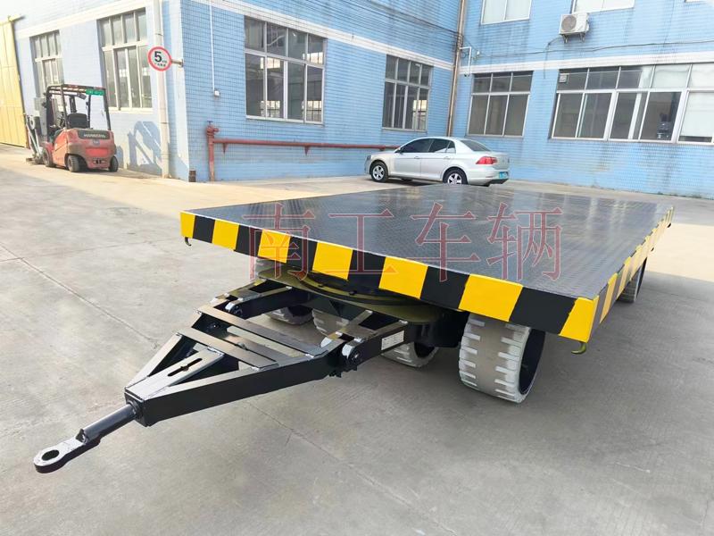 30吨重型乐鱼（中国）官方，叉车牵引重型工具拖车