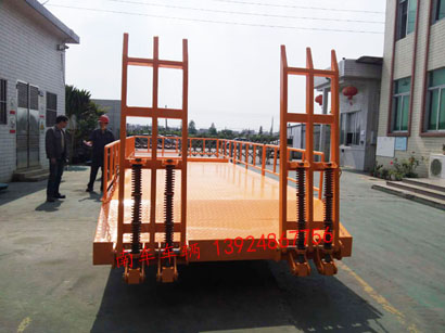 5吨带登车桥护栏型乐鱼（中国）官方5i.jpg