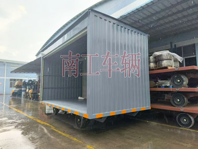 10吨箱式乐鱼（中国）官方两侧带卷帘门1I.jpg