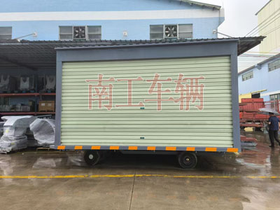10吨箱式乐鱼（中国）官方两侧带卷帘门3I.jpg