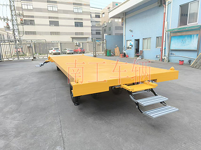 10吨乐鱼（中国）官方带液压支腿铝全金伸缩梯工具车1I.jpg