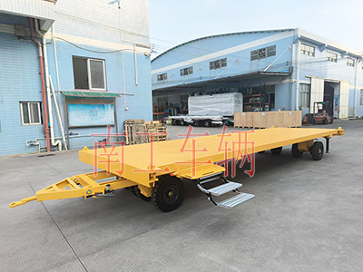 10吨乐鱼（中国）官方带液压支腿伸缩梯工具车6I.jpg
